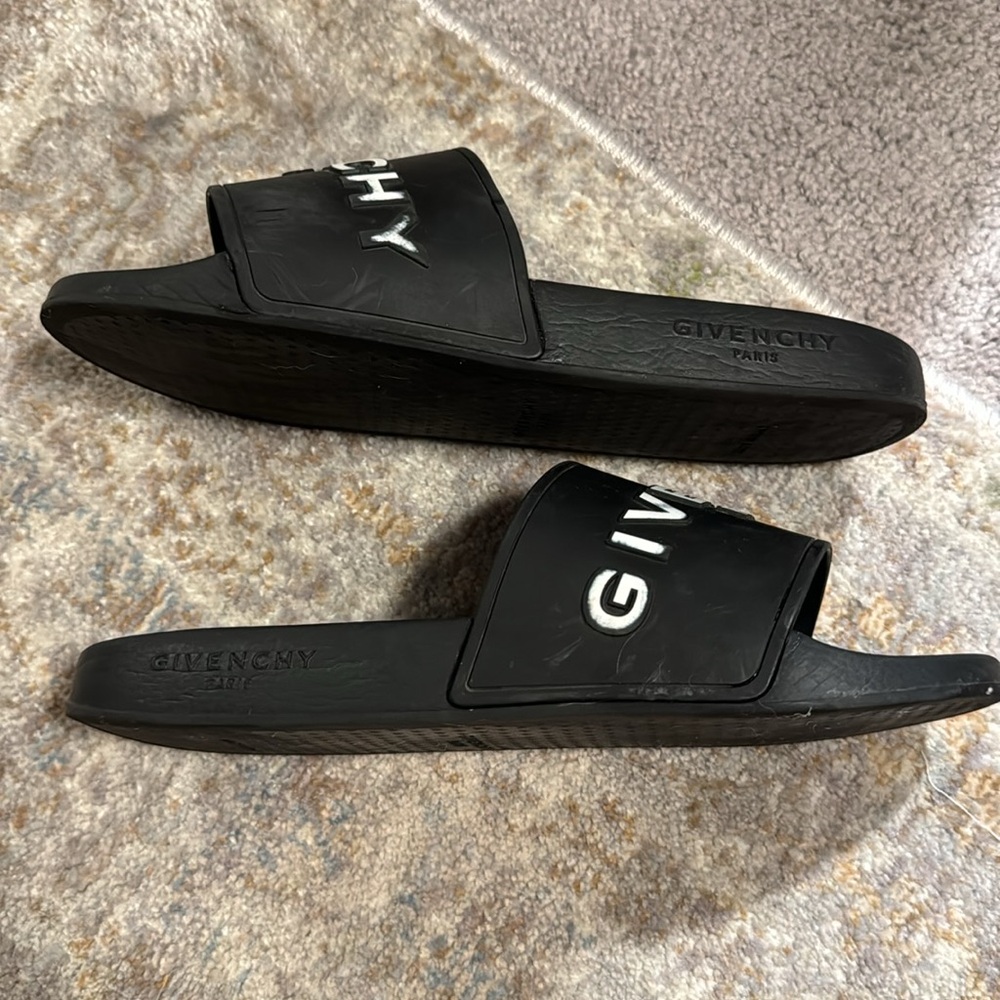 Givenchy Slides - Picture 4 of 9